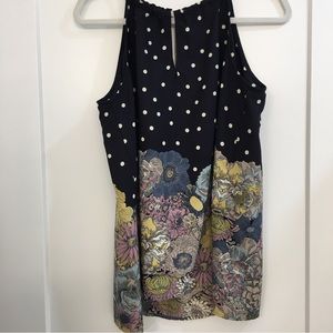 Flowy halter-style top. Size L